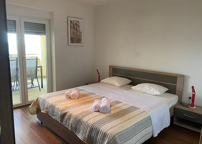 Villa Livi - Luxury Sea View Appartments