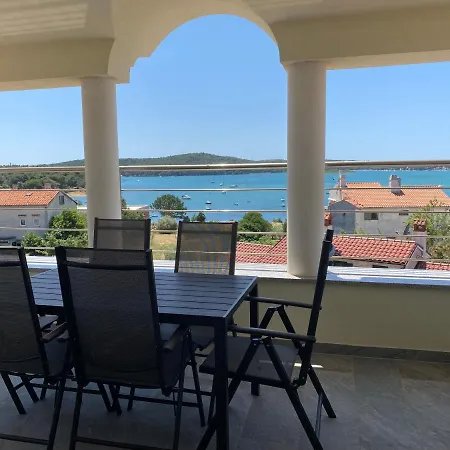 Villa Livi - Luxury Sea View Appartments Medulin Exterior photo
