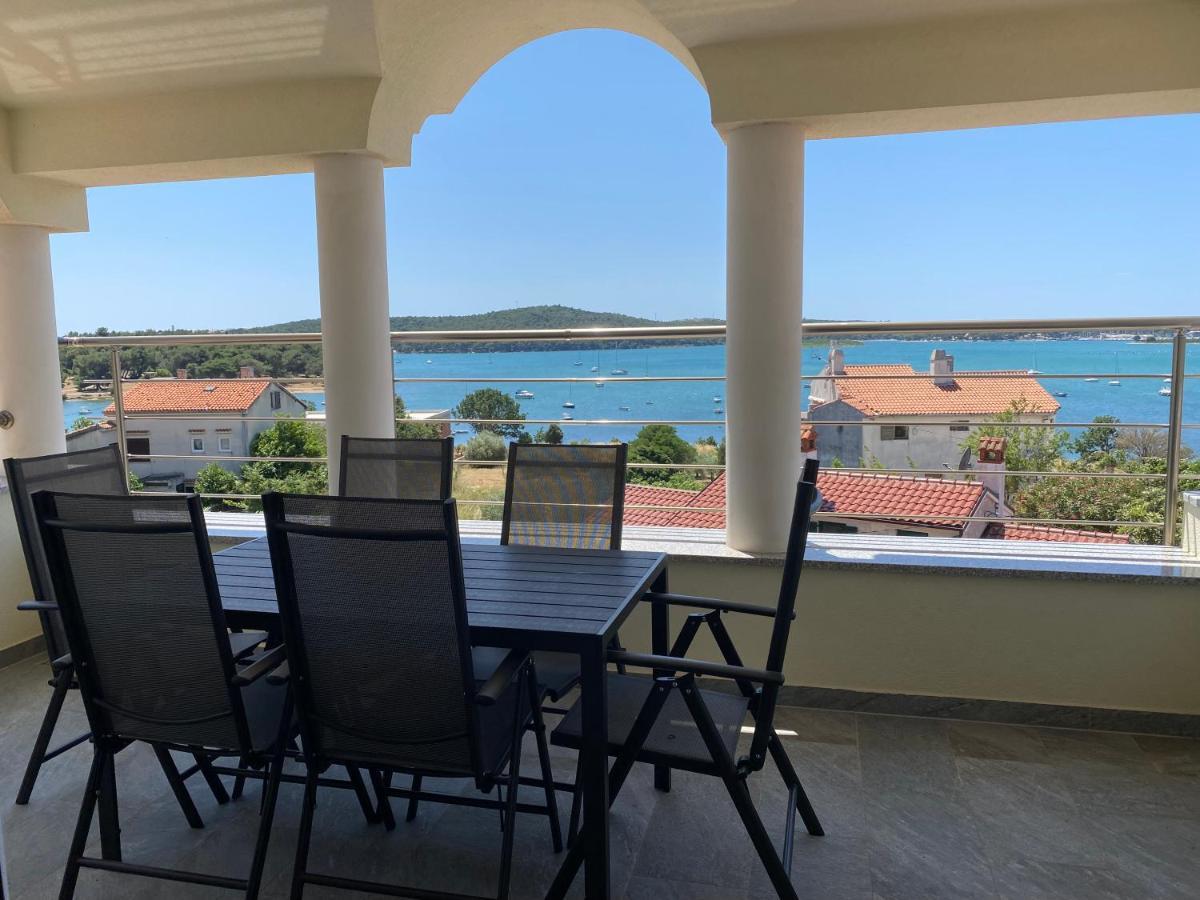 Apartment Livi - Luxury Sea View Appartments