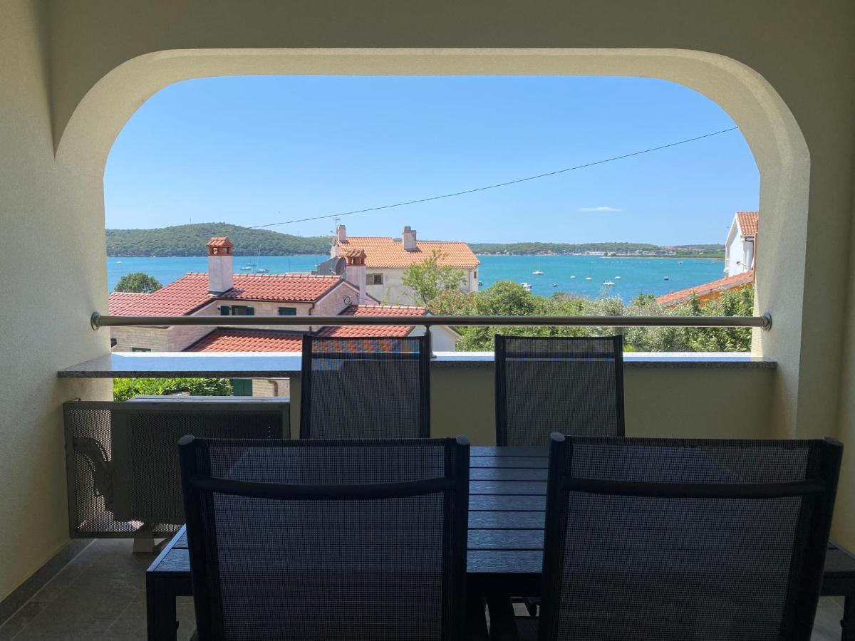 Livi - Luxury Sea View Appartments *